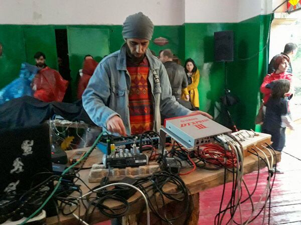 Ի՞նչ «ուրվականներ» են հավաքվել երևանյան այգում Ի՞նչ «ուրվականներ» են հավաքվել երևանյան այգում - Sputnik Արմենիա