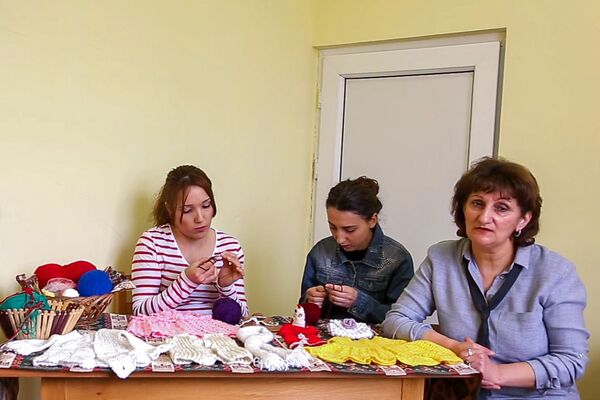 Огляделась и придумала бизнес: женщины армянского приграничья упорно ломают стереотипы - Sputnik Армения