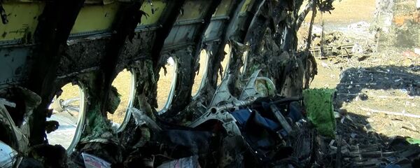 Сотрудники Следственного Комитета РФ на месте трагедии в аэропорту Шереметьево (6 мая 2019). Москвa - Sputnik Армения