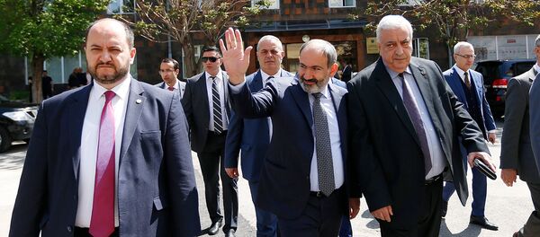 Премьер-министр Никол Пашинян посетил Национальный политехнический университет Армении (6 мая 2019). Еревaн Премьер-министр Никол Пашинян посетил Национальный политехнический университет Армении (6 мая 2019). Еревaн - Sputnik Արմենիա