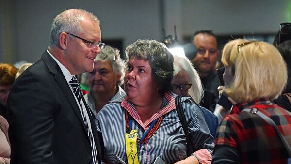 Премьер-министр Австралии Скотт Моррисон (слева) беседует с участниками ежегодной конференции Ассоциации женщин страны NSW (7 мая 2019). Олбери - Sputnik Արմենիա