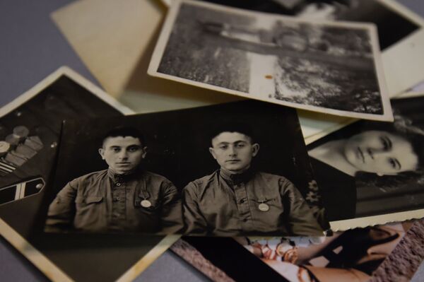 Такими мы счастливыми бывали: как в Армении снова сбылись слова Ольги Берггольц Такими мы счастливыми бывали: как в Армении снова сбылись слова Ольги Берггольц - Sputnik Армения