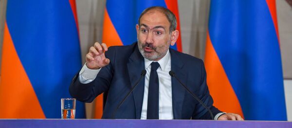 Пресс-конференция премьер-министра Никола Пашиняна по итогам первого года пребывания на посту (8 мая 2019). Еревaн Пресс-конференция премьер-министра Никола Пашиняна по итогам первого года пребывания на посту (8 мая 2019). Еревaн - Sputnik Արմենիա