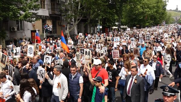 Երևանում կայացավ «Անմահ գնդի» տոնական երթը - Sputnik Արմենիա