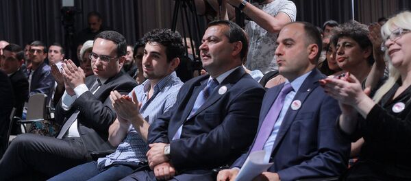 Первый съезд Союза содействия Роберту Кочаряну (11 мая 2019). Еревaн Первый съезд Союза содействия Роберту Кочаряну (11 мая 2019). Еревaн - Sputnik Արմենիա