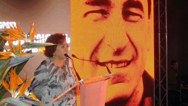 Белла Кочарян во время презентации книги Роберта Кочаряна Жизнь и свобода (12 мая 2019). Еревaн - Sputnik Армения