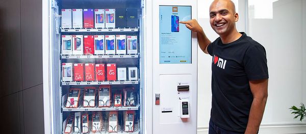 Аппарат по продажи техники компании Xiaomi  - Sputnik Արմենիա