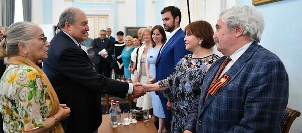 Նախագահի նստավայրում հյուրընկալվել էին Հայրենական մեծ պատերազմի զորավարների ժառանգները - Sputnik Արմենիա