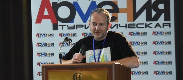 Блогер Александр Лапшин на форуме Инновационные технологии в сфере туризма (14 мая 2019). Еревaн Блогер Александр Лапшин на форуме Инновационные технологии в сфере туризма (14 мая 2019). Еревaн - Sputnik Արմենիա