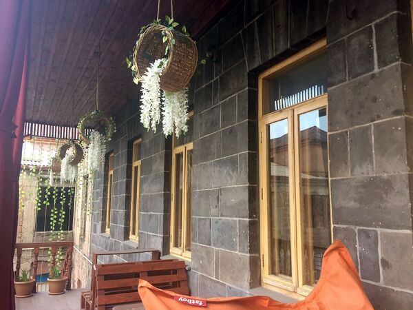 Գյումրու պատմության մոռացված մասնիկը. ինչ կլինի Ֆրունզիկի և Գալյա Նովենցի «սիրո տան» հետ - Sputnik Արմենիա