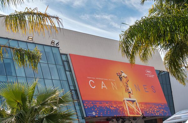 Հավասար և համաչափ քայլերով. բացվեց Կաննի 72-րդ կինոփառատոնը. լուսանկարներ - Sputnik Արմենիա