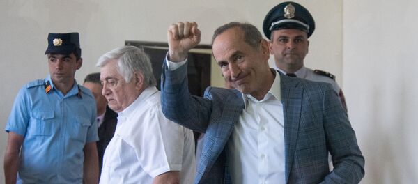 Роберт Кочарян на заседании суда по делу 1 марта (15 мая 2019). Еревaн Роберт Кочарян на заседании суда по делу 1 марта (15 мая 2019). Еревaн - Sputnik Армения