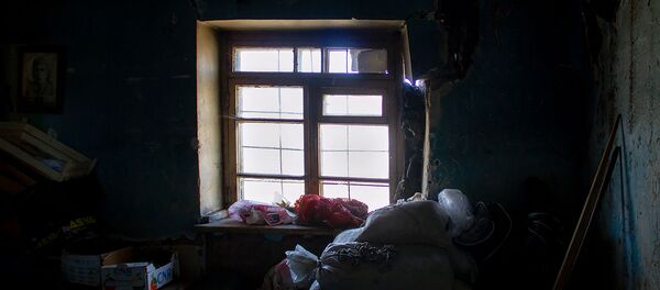 Комната в обрушенном доме в селе Хнаберд, Арагацотн - Sputnik Армения