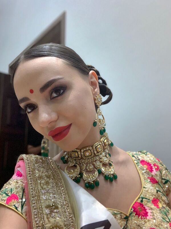 Не боюсь выходить из дома без...: армянская модель Юлия Егян о титуле Miss Europe - Sputnik Армения