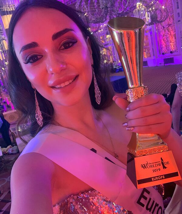 Не боюсь выходить из дома без...: армянская модель Юлия Егян о титуле Miss Europe - Sputnik Армения