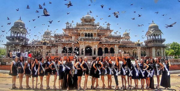 Не боюсь выходить из дома без...: армянская модель Юлия Егян о титуле Miss Europe - Sputnik Армения