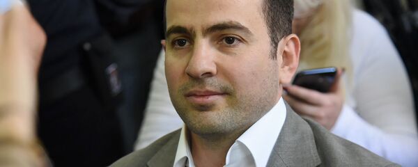 Седрак Кочарян в зале суда перед началом заседания по делу 1 марта (18 мая 2019). Еревaн Седрак Кочарян в зале суда перед началом заседания по делу 1 марта (18 мая 2019). Еревaн - Sputnik Արմենիա