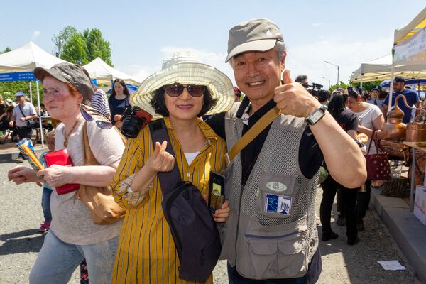 Ммм... толма: армянское блюдо вскружило голову фотографу из Кореи и сразило француза - Sputnik Армения