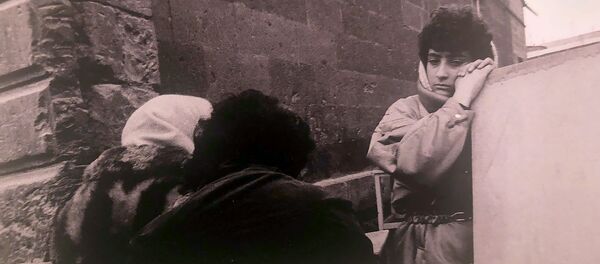 Фотография Юрия Павлова на фотовыставке 30 лет спустя в Гюмри - Sputnik Արմենիա