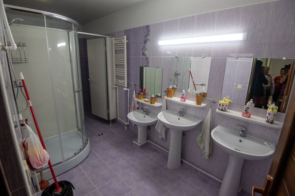 Իր օրենքներով ապրող բազմազավակ ընտանիքների գյուղը. ՍՕՍ-ում գերիշխում է սերը - Sputnik Արմենիա