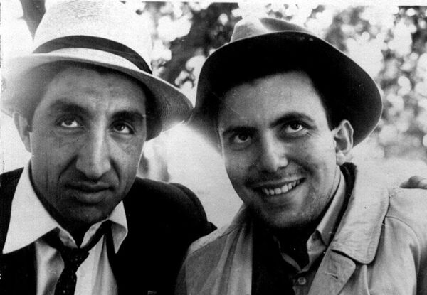 Ուրախության պրոֆեսորն ու ծիծաղով բուժող Արմեն Խոստիկյանը - Sputnik Արմենիա