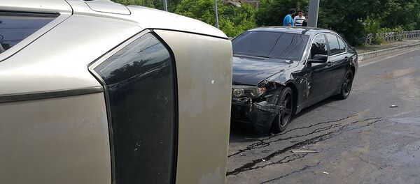 Дорожно-транспортное происшествие на проспекте Мясникяна (22 мая 2019). Еревaн - Sputnik Армения