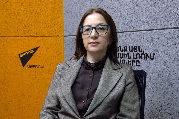 Очередей меньше не стало, но уверяют, что станет: революция в поликлиниках Армении - Sputnik Армения