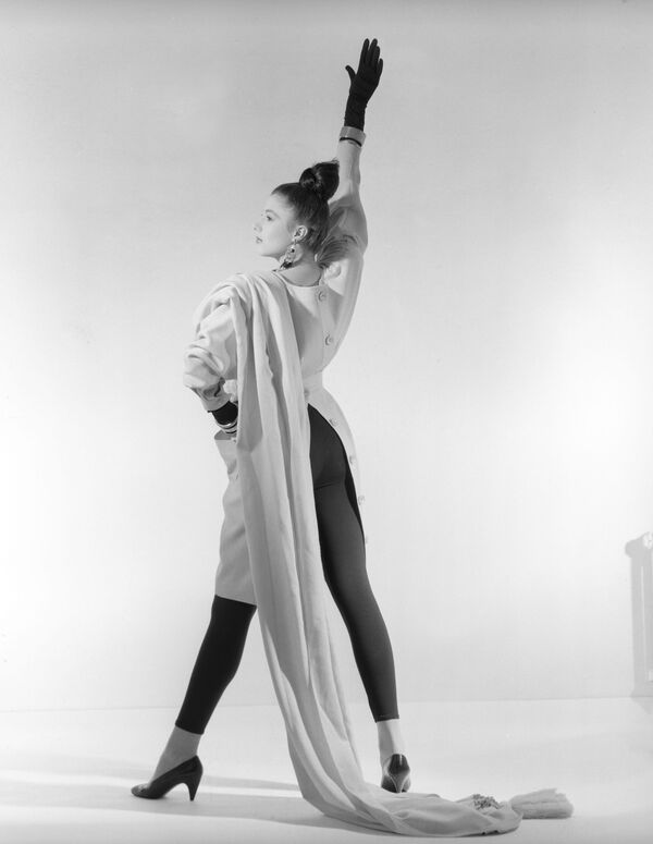 Նորաձև 90-ականների իրերի լավագույն 7-նյակը. ինչի՞ համար են պչրուհիներն ամաչում այսօր Նորաձև 90-ականների իրերի լավագույն 7-նյակը. ինչի՞ համար են պչրուհիներն ամաչում այսօր - Sputnik Արմենիա