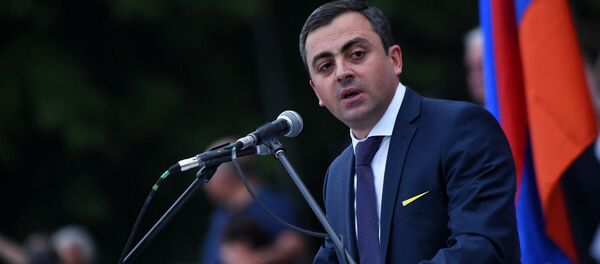 Ишхан Сагателян на митинге партии АРФ Дашнакцутюн на площади Свободы (23 мая 2019). Еревaн - Sputnik Արմենիա