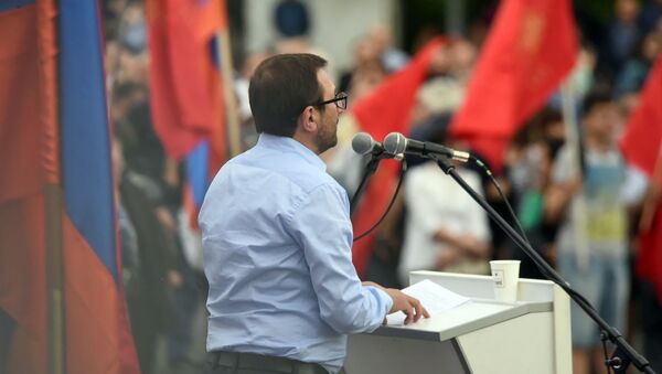 Гегам Манукян на митинге партии АРФ Дашнакцутюн на площади Свободы (23 мая 2019). Еревaн - Sputnik Արմենիա