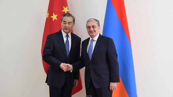 Встреча министров иностранных дел Армении и Китая Зограба Мнацаканяна и Вана И (26 мая 2019). Еревaн - Sputnik Армения