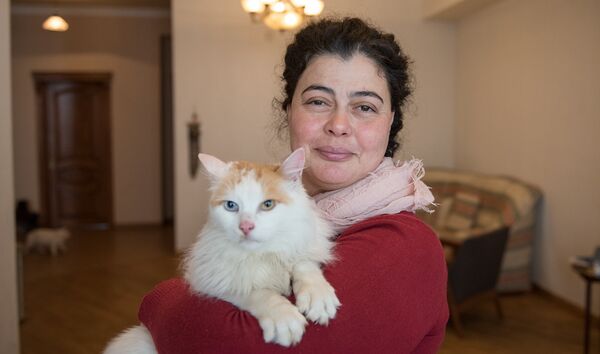 Основатель Ассоциации ванской кошки и Фонда защиты ванской кошки Ирина Татевосян Основатель Ассоциации ванской кошки и Фонда защиты ванской кошки Ирина Татевосян - Sputnik Армения