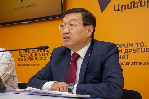 Страны ОДКБ и ЕАЭС остаются ближайшими партнерами Казахстана – Уразаев Страны ОДКБ и ЕАЭС остаются ближайшими партнерами Казахстана – Уразаев - Sputnik Армения