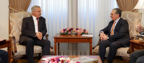 Станислав Зарь и Зограб Мнацаканян - Sputnik Արմենիա