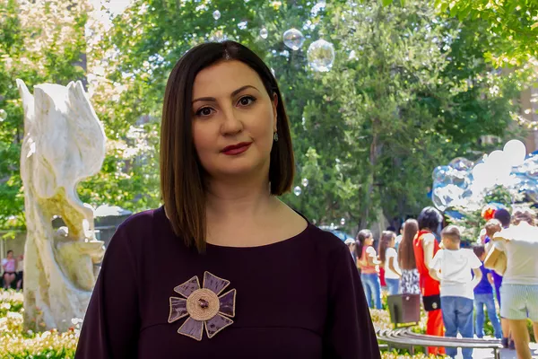 Их нужно защищать от волков, львов и... мам: как живется в Армении детям с эпилепсией Их нужно защищать от волков, львов и... мам: как живется в Армении детям с эпилепсией - Sputnik Армения