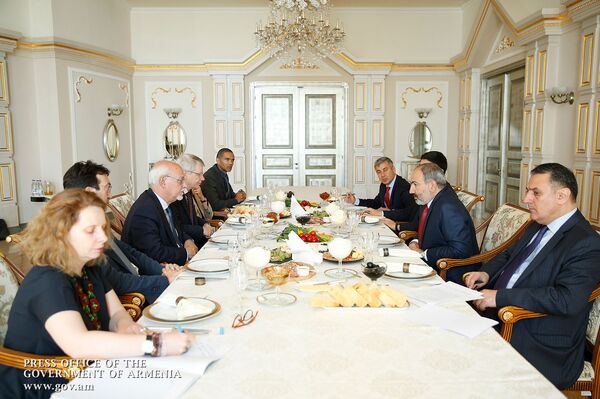 Пашинян предложил Совету Европы не помочь, а участвовать в судебной реформе - Sputnik Армения