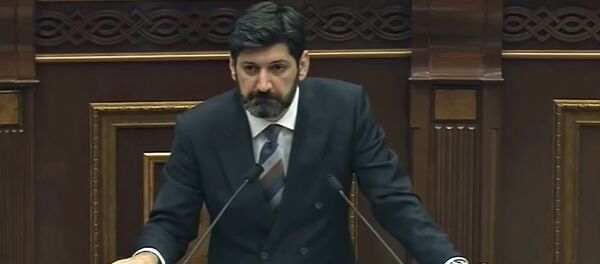 Речь адвоката Ваге Григоряна в Парламенте (23 октября 2018). Еревaн - Sputnik Армения