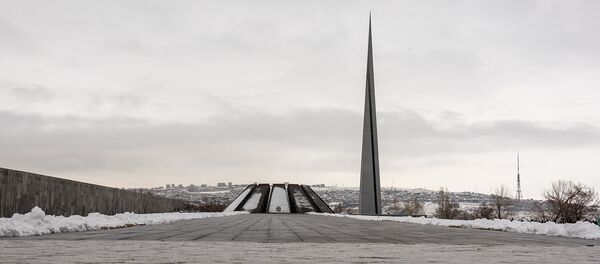 Цицернакаберд. Мемориал жертвам Геноцида армян Цицернакаберд. Мемориал жертвам Геноцида армян - Sputnik Армения