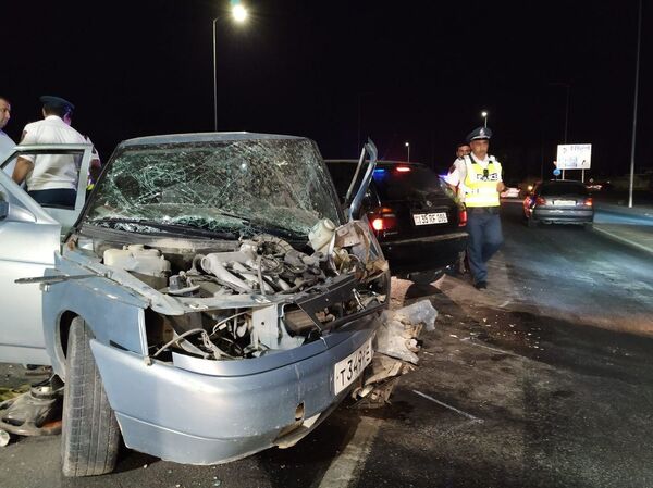 Խոշոր վթար Երևանում. 5 մարդ տեղափոխվել է հիվանդանոց. լուսանկարներ - Sputnik Արմենիա