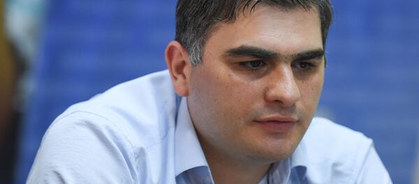 Сурен Парсян на пресс-конференции (3 июня 2019). Еревaн Сурен Парсян на пресс-конференции (3 июня 2019). Еревaн - Sputnik Արմենիա