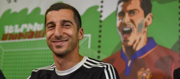 Церемония гашения марки, посвященной Генриху Мхитаряну (4 июня 2019). Еревaн Церемония гашения марки, посвященной Генриху Мхитаряну (4 июня 2019). Еревaн - Sputnik Արմենիա