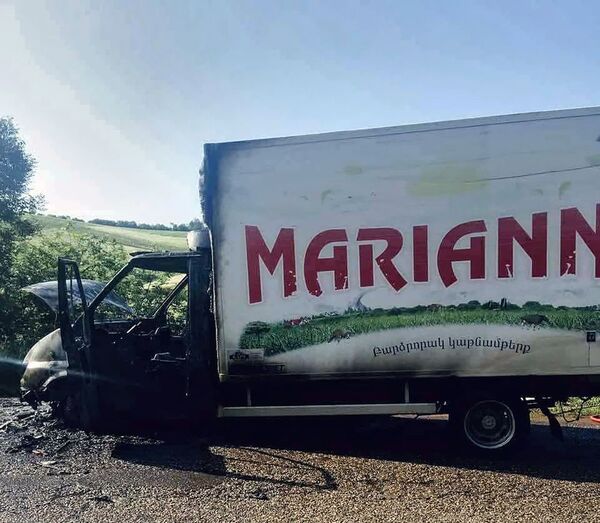 Տավուշում բռնկվել է «Մարիաննա» ընկերության ավտոմեքենան. լուսանկար - Sputnik Արմենիա