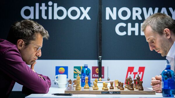 Партия Левон Аронян - Александр Грищук в турнире Altibox Norway Chess 2019 (3 июня 2019). Ставангер, Норвегия - Sputnik Армения