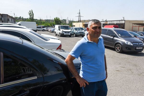 Удовольствие здесь и сейчас, или Что стоит за наплывом в Армению водителей из Казахстана - Sputnik Армения