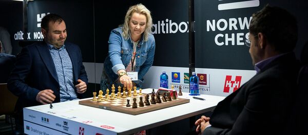 Партия Шахрияр Мамедъяров - Левон Аронян в турнире Altibox Norway Chess 2019 (6 июня 2019). Ставангер, Норвегия - Sputnik Армения