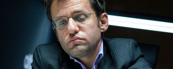 Левон Аронян во время партии с Шахрияром Мамедъяровым в турнире Altibox Norway Chess 2019 (6 июня 2019). Ставангер, Норвегия Левон Аронян во время партии с Шахрияром Мамедъяровым в турнире Altibox Norway Chess 2019 (6 июня 2019). Ставангер, Норвегия - Sputnik Армения