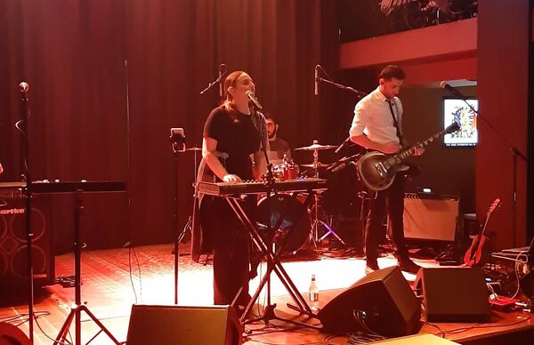 Արդեն ընտանիք ենք դարձել. ինչու Գարիկն ու Սոնան չեն ուզում` իրենց արածից «պրոյեկտի հոտ գա» - Sputnik Արմենիա