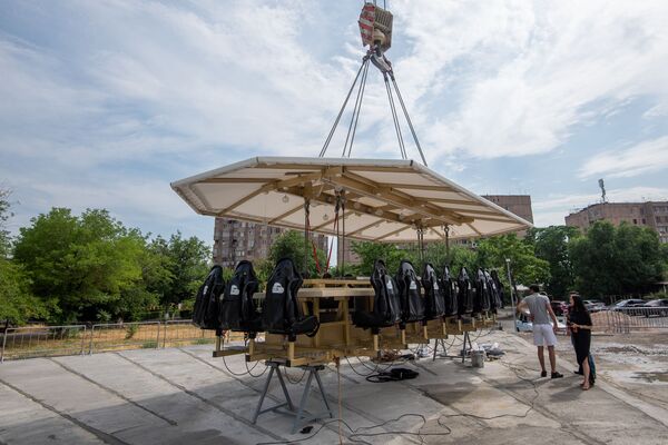 Նախաճաշ կամ ընթրիք ամպերի ներքո. Երևանում կբացվի առաջին կախովի ռեստորանը. լուսանկարներ Նախաճաշ կամ ընթրիք ամպերի ներքո. Երևանում կբացվի առաջին կախովի ռեստորանը. լուսանկարներ - Sputnik Արմենիա