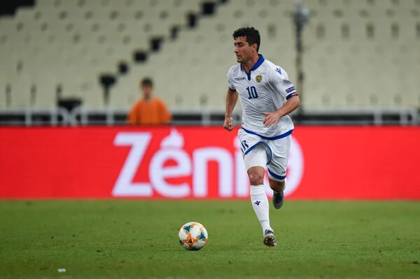 «Ընտանիքիս համար էլ է շատ հարմար». ինչու է Գևորգ Ղազարյանն ընտրել ԱԵԼ-ի առաջարկը «Ընտանիքիս համար էլ է շատ հարմար». ինչու է Գևորգ Ղազարյանն ընտրել ԱԵԼ-ի առաջարկը - Sputnik Արմենիա