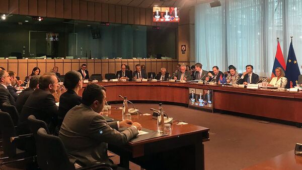 Заседание Совета Партнерства Армения-ЕС под председательством Зограба Мнацаканяна и Федерики Могерини (13 июня 2019). Брюссель - Sputnik Армения